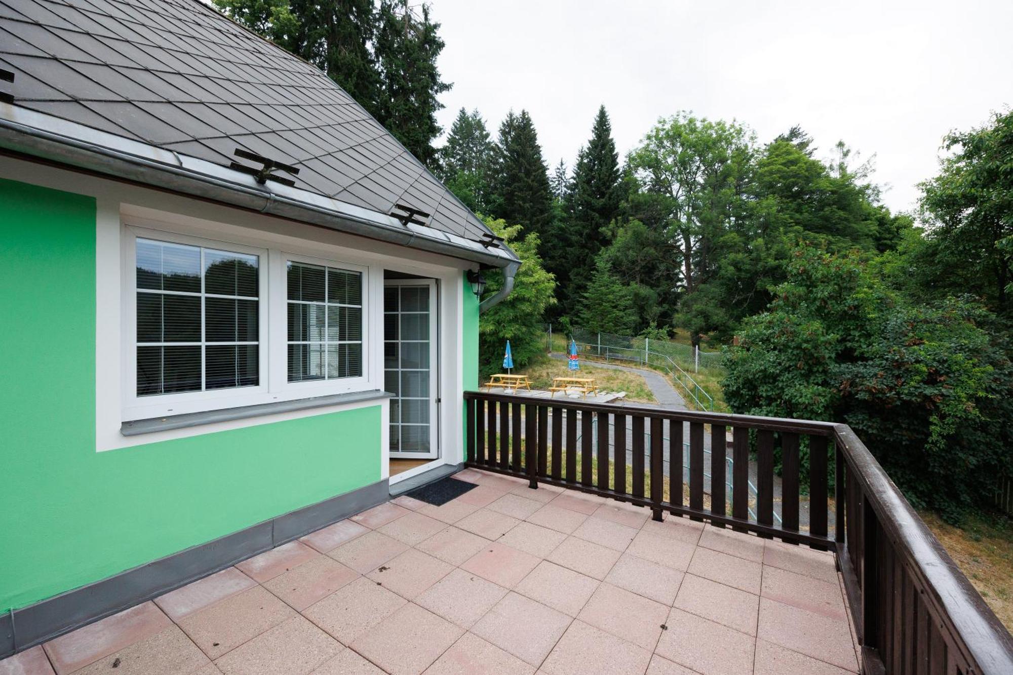 Pension U Golfu Cihelny Карловы Вары Экстерьер фото