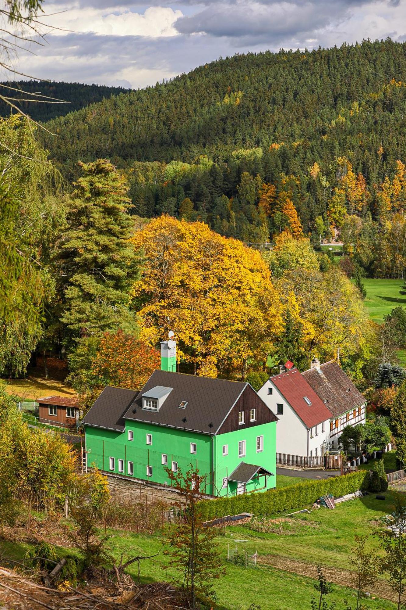 Pension U Golfu Cihelny Карловы Вары Экстерьер фото